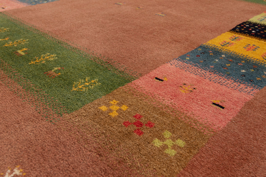 Gabbeh Persian Rug | 198 x 156 cm