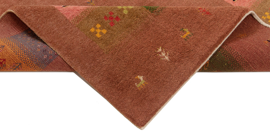 Gabbeh Persian Rug | 198 x 156 cm