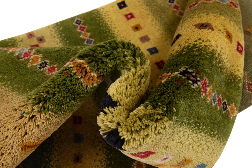 Gabbeh Persian Rug | 150 x 104 cm