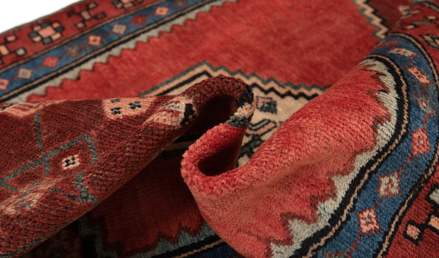 Hamedan Persian rug | 183 x 94 cm