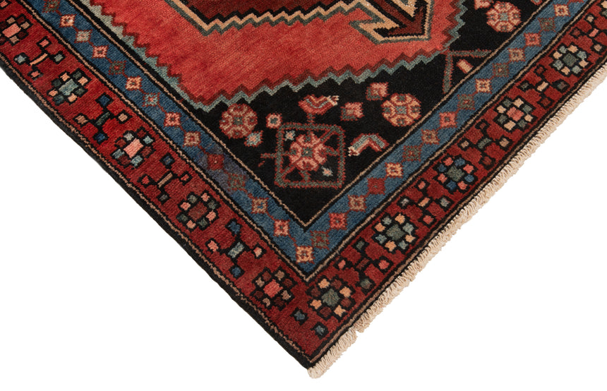 Hamedan Persian rug | 183 x 94 cm