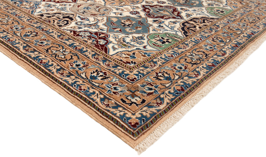 Nain 9La Persian Rug | 194 x 121 cm