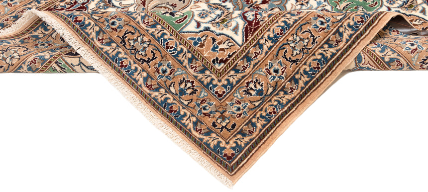 Nain 9La Persian Rug | 194 x 121 cm