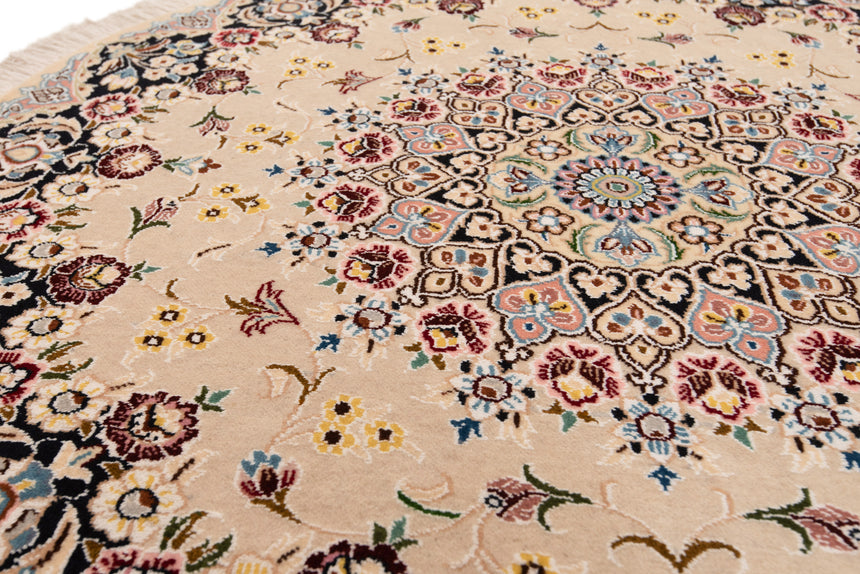 Nain Persian Rug | 113x113cm
