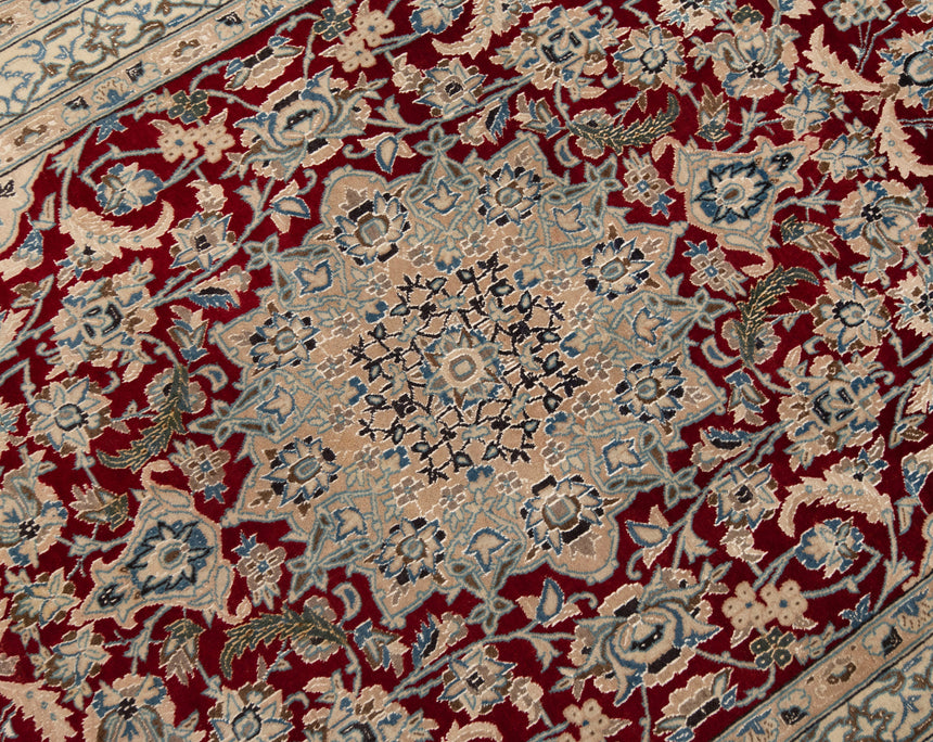 Nain 9La Persian Rug | 202 x 118 cm