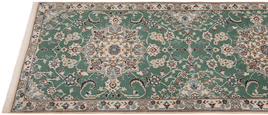 Nain 9La Persian Rug | 295 x 76 cm