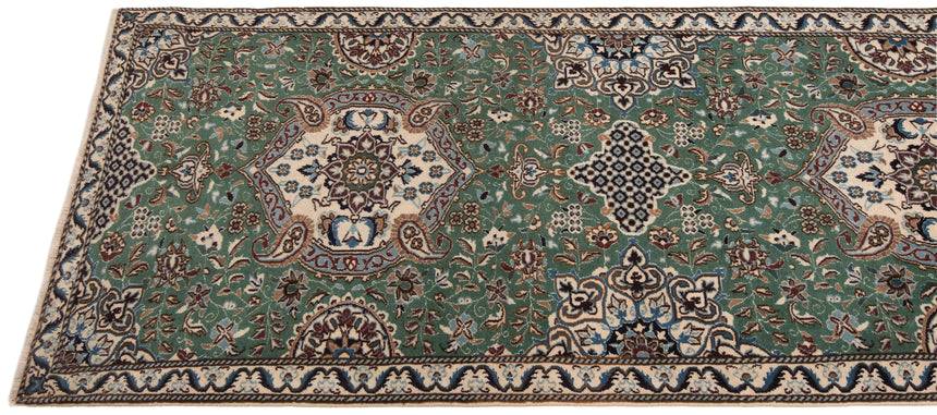 Nain 9La Persian Rug | 370 x 93 cm