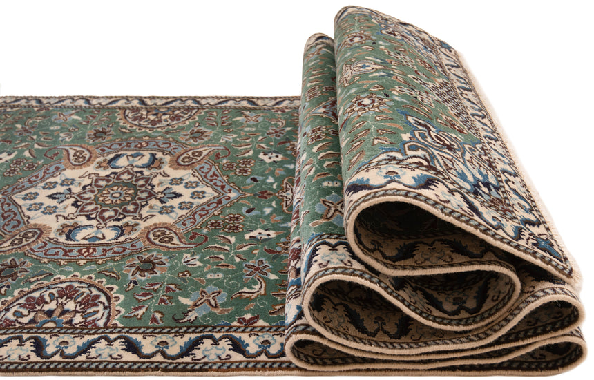 Nain 9La Persian Rug | 370 x 93 cm