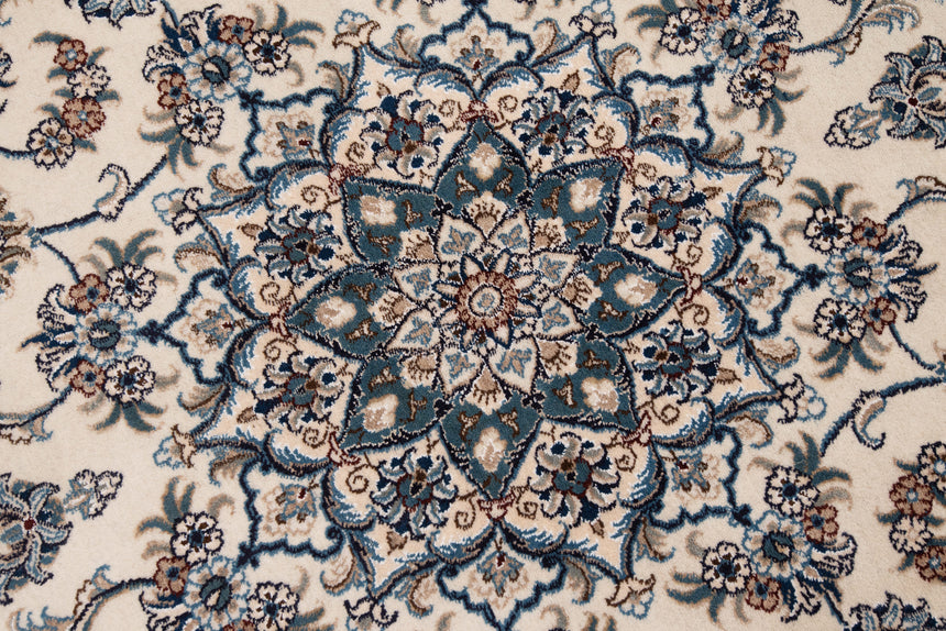 Nain Persian Rug | 195x195cm