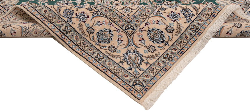 Nain 9La Persian Rug | 207 x 200 cm