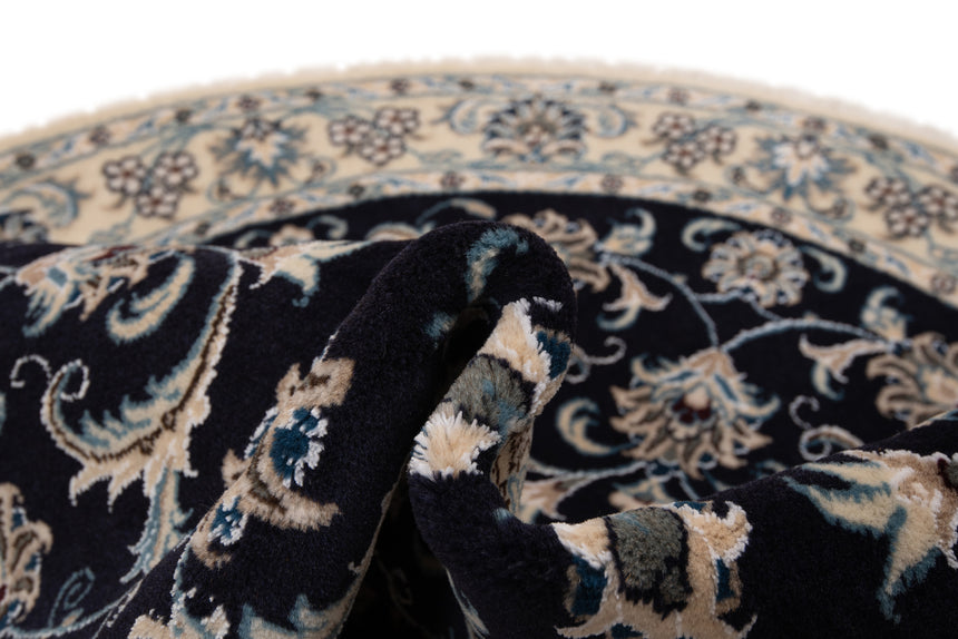 Nain Persian Rug | 145x145cm