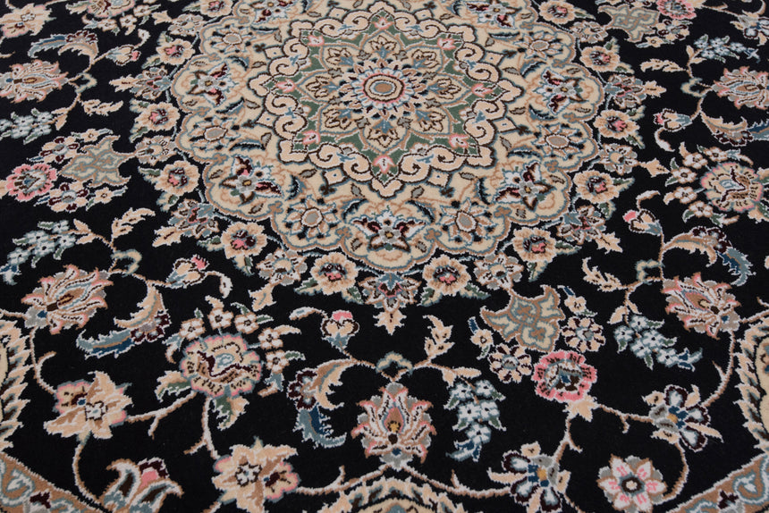 Nain 9La Persian Rug | 150 x 150 cm