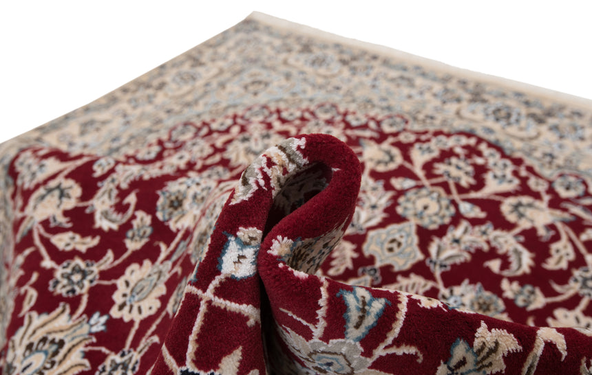 Nain 9La Persian Rug | 165 x 151 cm