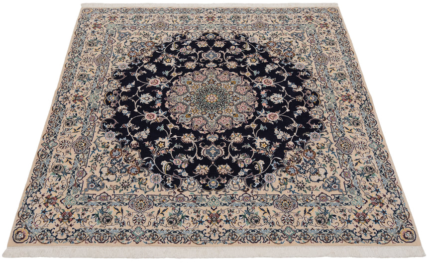 Nain 9La Persian Rug | 204 x 204 cm