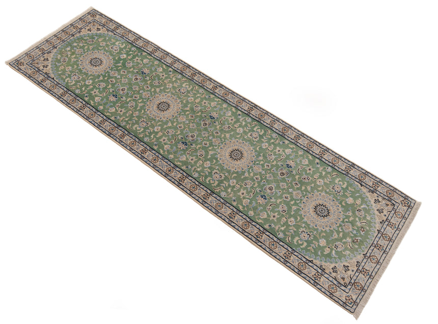 Nain 9La Persian Rug | 277 x 82 cm