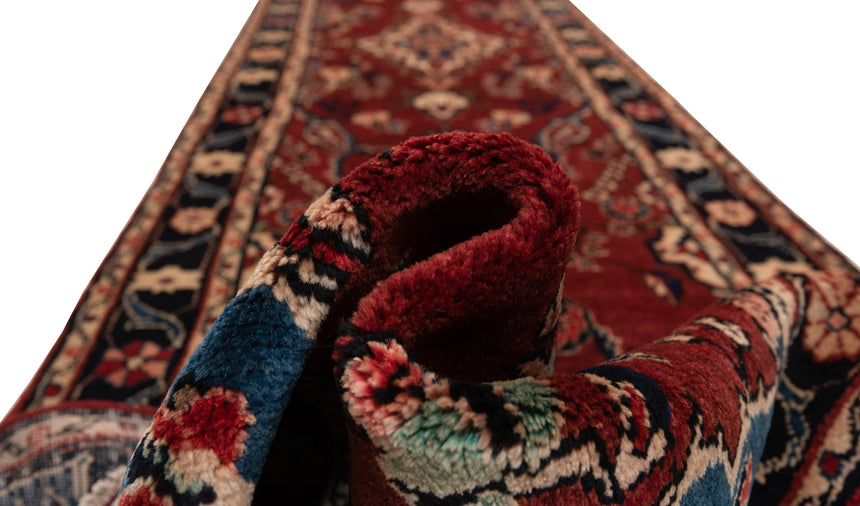 Hamedan Persian Rug | 413 x 82 cm