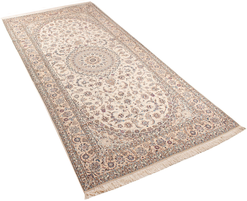 Nain 9La Persian Rug | 406 x 203 cm