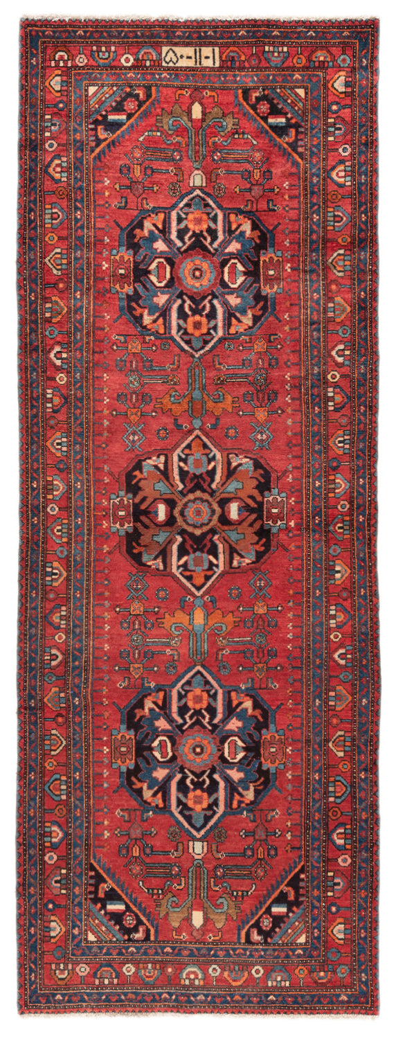 Hamedan Persian rug | 320 x 115 cm