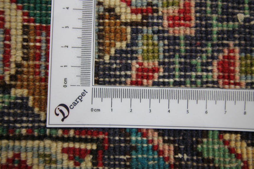 Tabriz Persian Rug | 295 x 204 cm