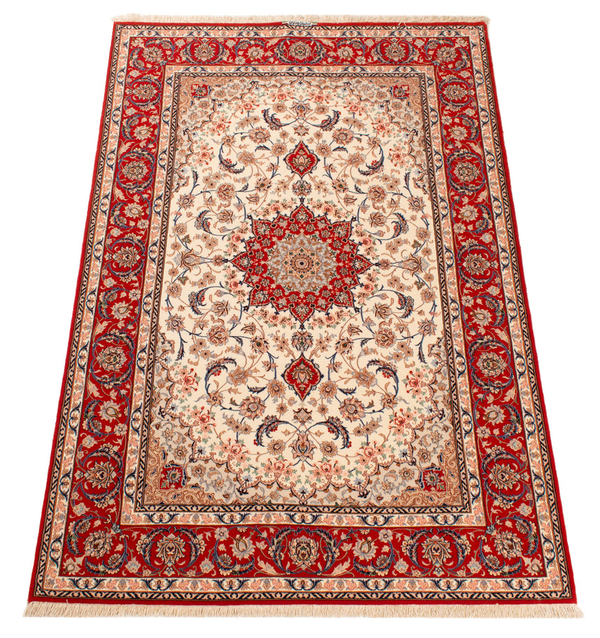 Isfahan Persian Rug | 230 x 150 cm