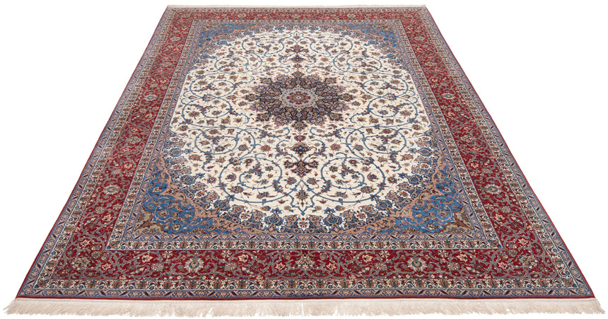 Isfahan Persian Rug | 426 x 308 cm