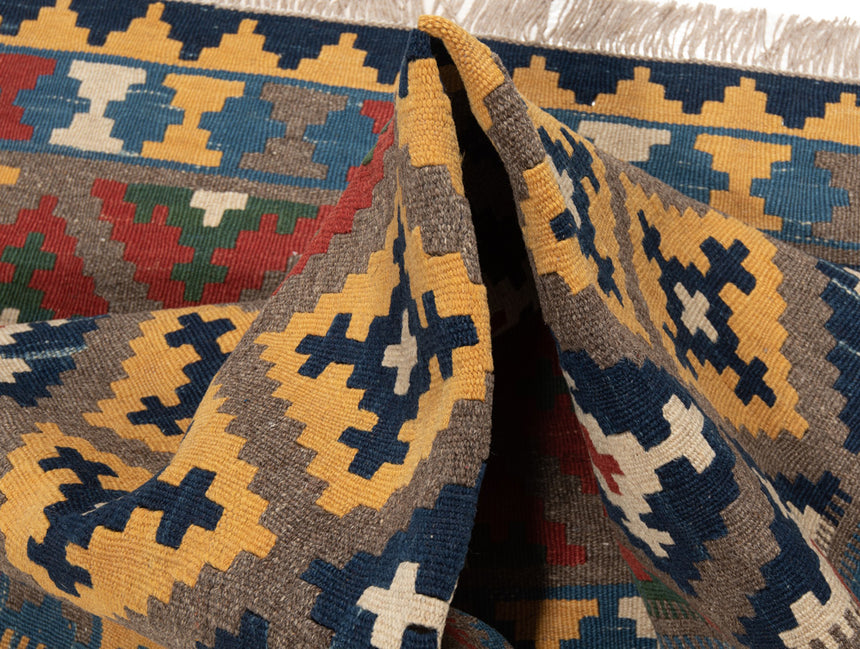 Persian Kilim | 152 x 101 cm