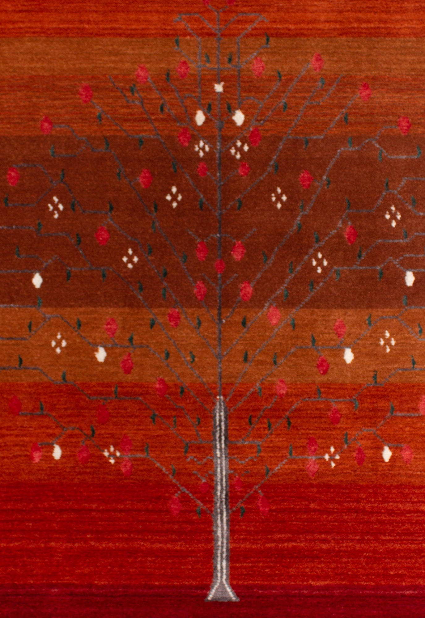 Modern Handloom Rug | 165 x 121 cm