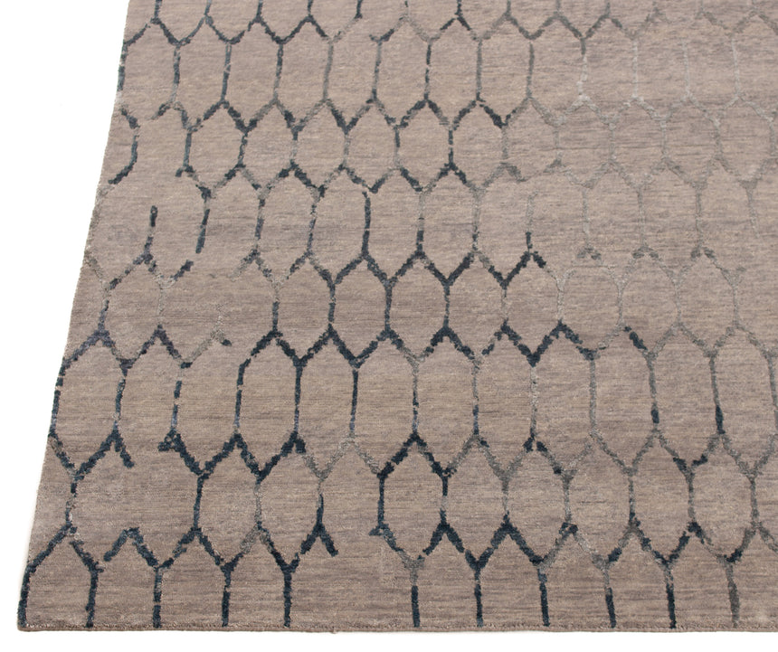 Modern Rug | 289 x 254 cm