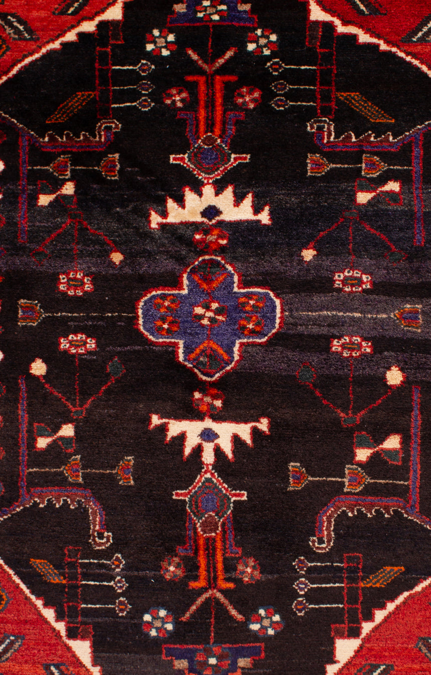 Hamedan Persian Rug | 147 x 112 cm