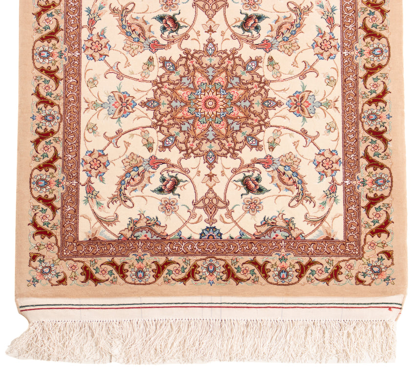 Isfahan Persian Rug | 307 x 71 cm