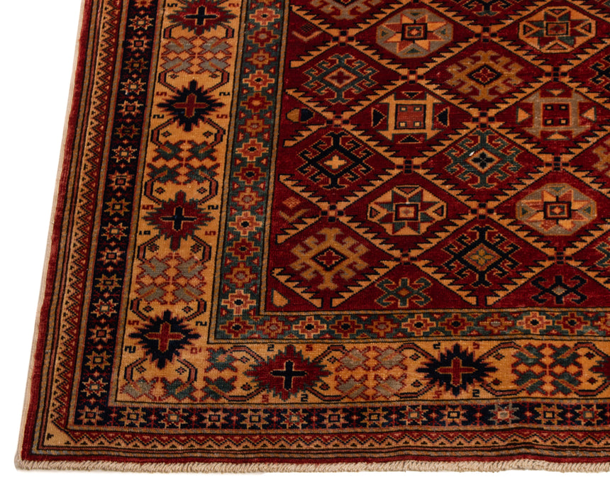 Kazak rug | 214 x 168 cm