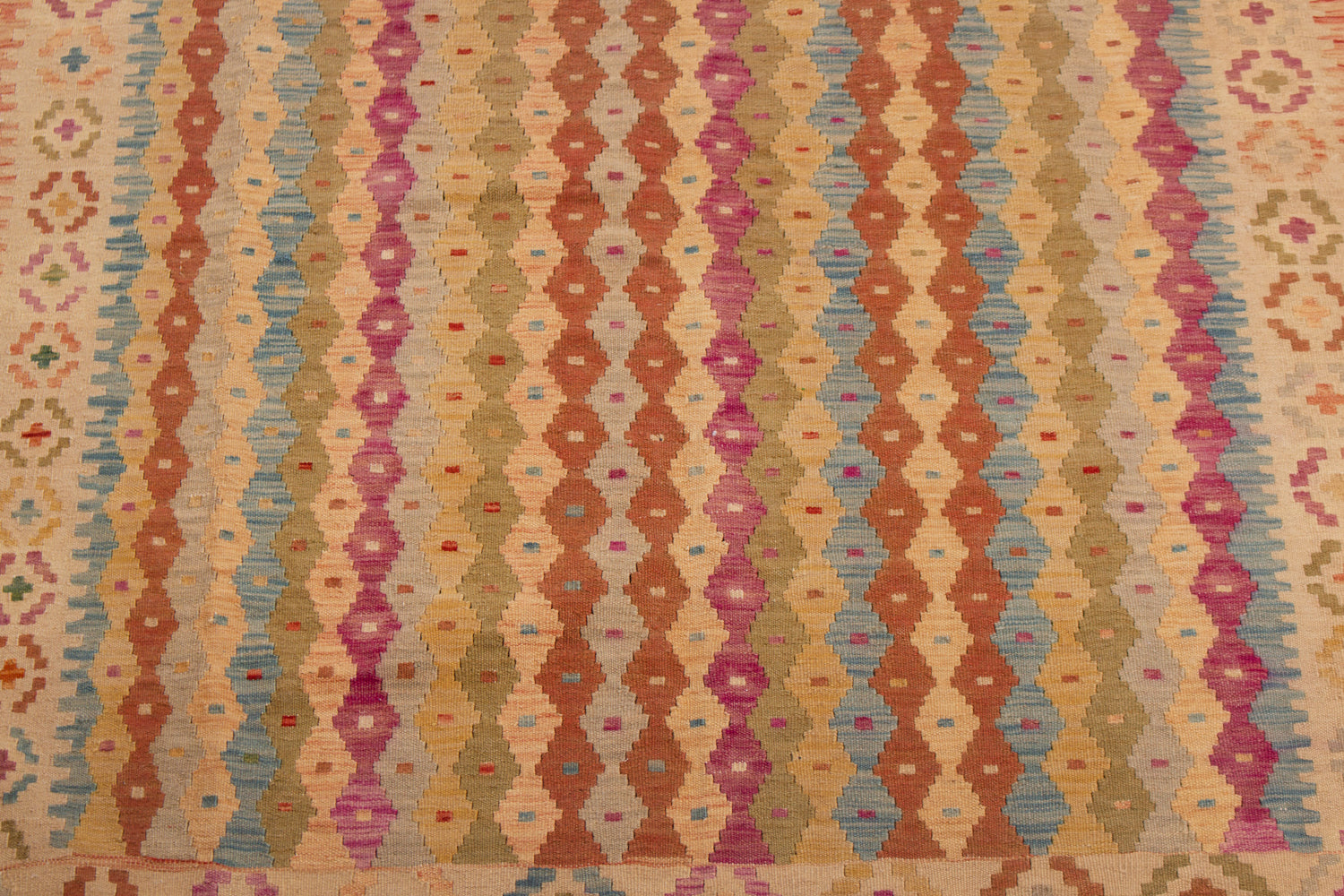 Afghan Kilim | 196 x 147 cm