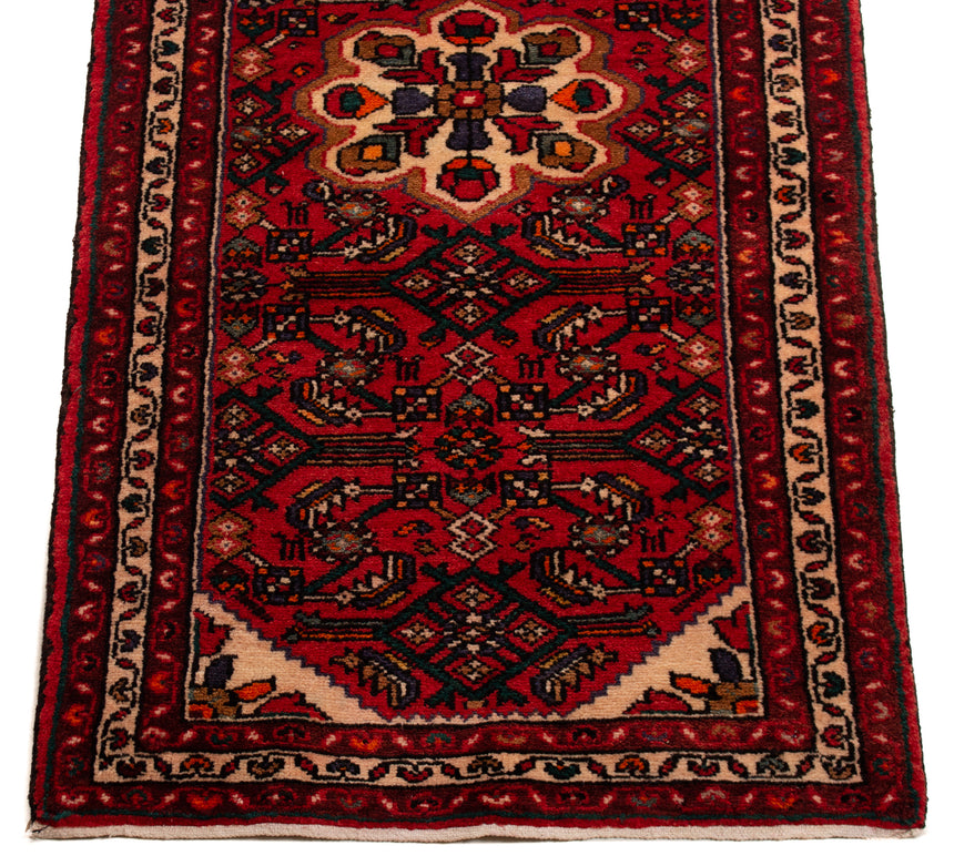 Hamedan Persian Rug | 385 x 83 cm