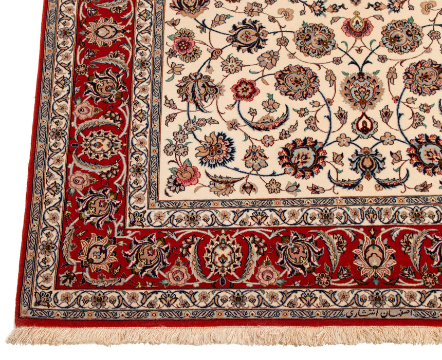 Isfahan Persian Rug | 240 x 158 cm