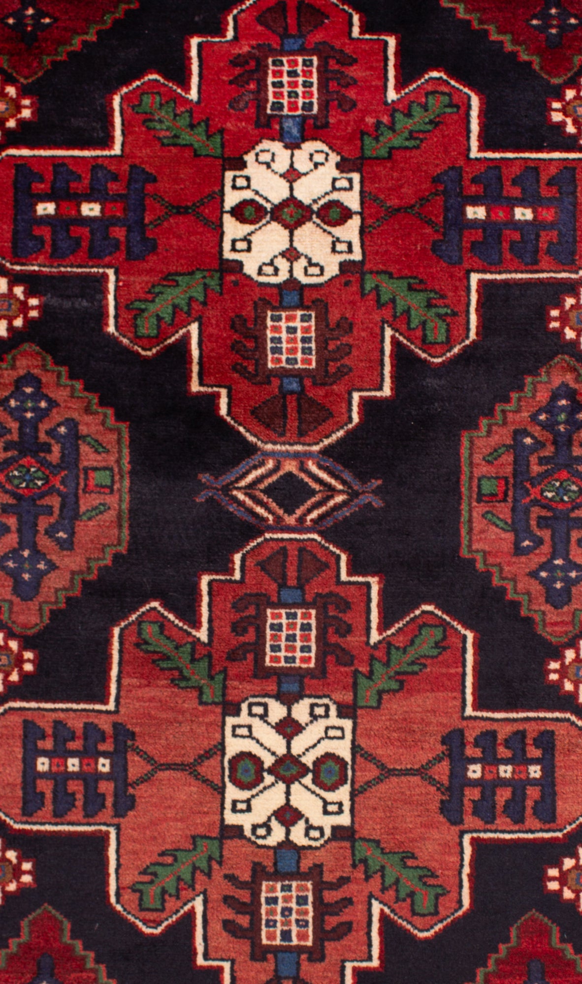 Hamedan Persian Rug | 154 x 109 cm