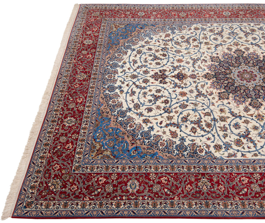 Isfahan Persian Rug | 426 x 308 cm