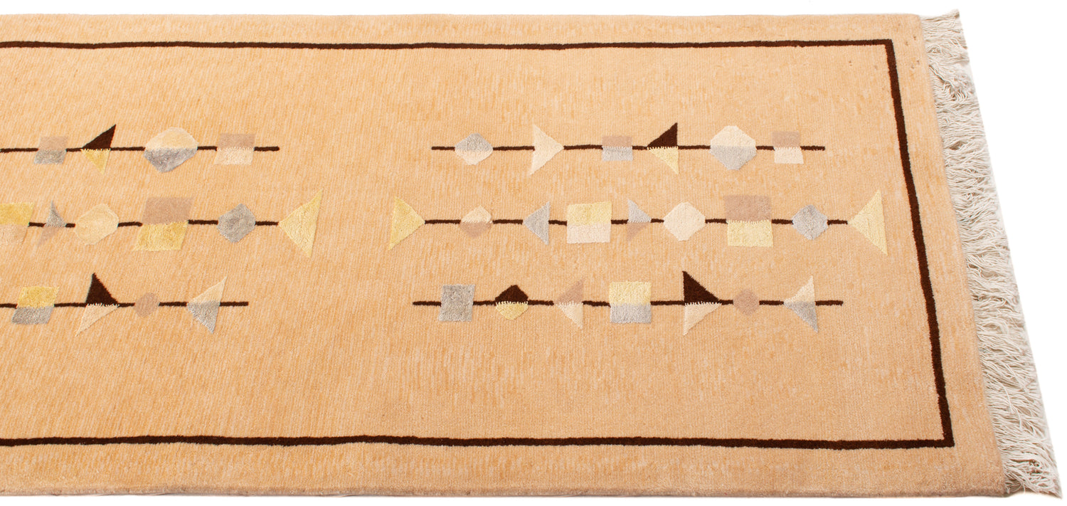 Modern Persian Rug | 329 x 79 cm