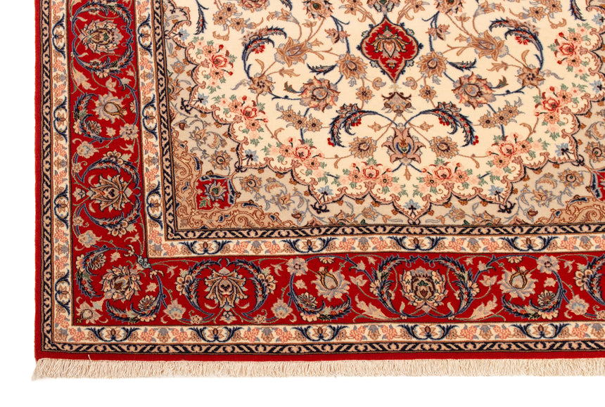 Isfahan Persian Rug | 230 x 150 cm