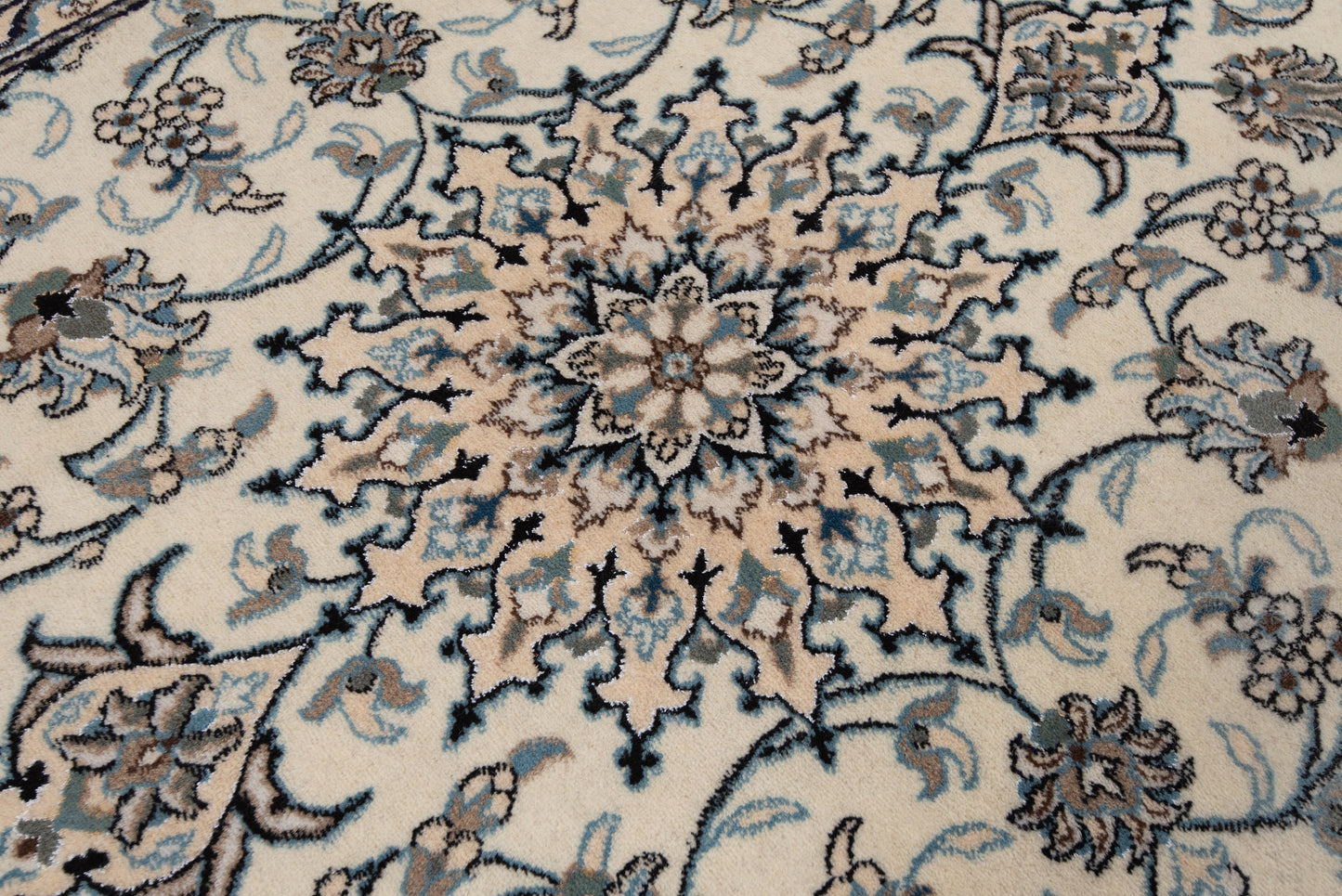 Alfombra persa Nain | 209 x 146 cm