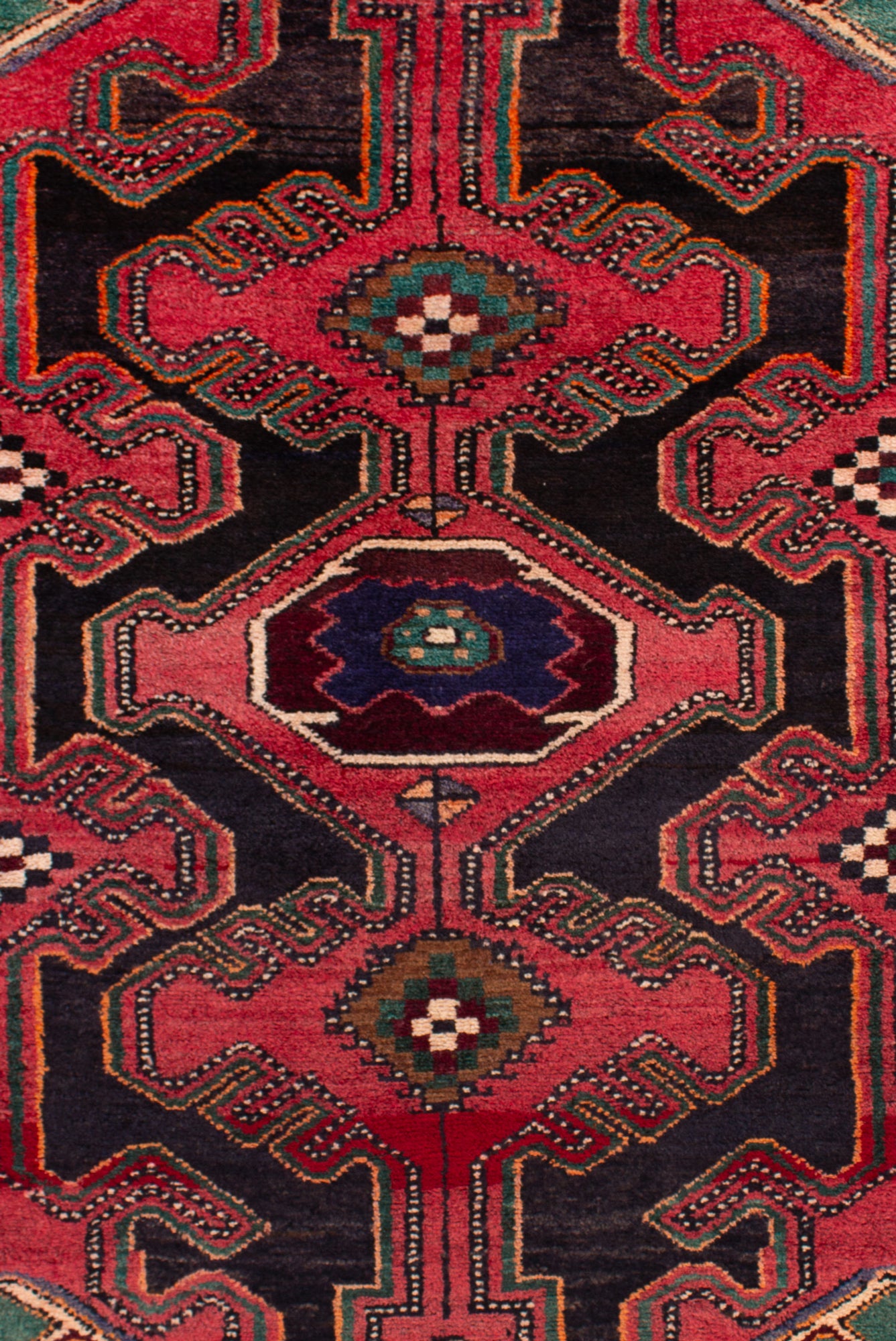 Hamedan Persian Rug | 142 x 104 cm