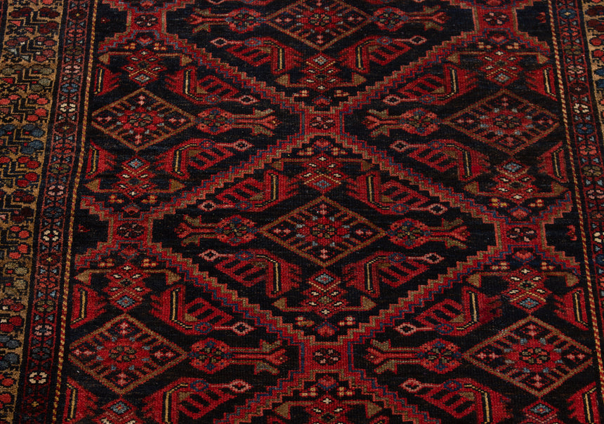 Antique Persian Zanjan Rug | 290 x 158 cm