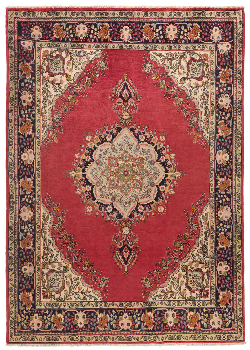 Tabriz Persian rug | 285 x 203 cm
