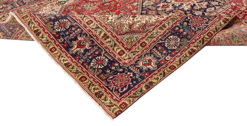 Tabriz Persian Rug | 315 x 190 cm