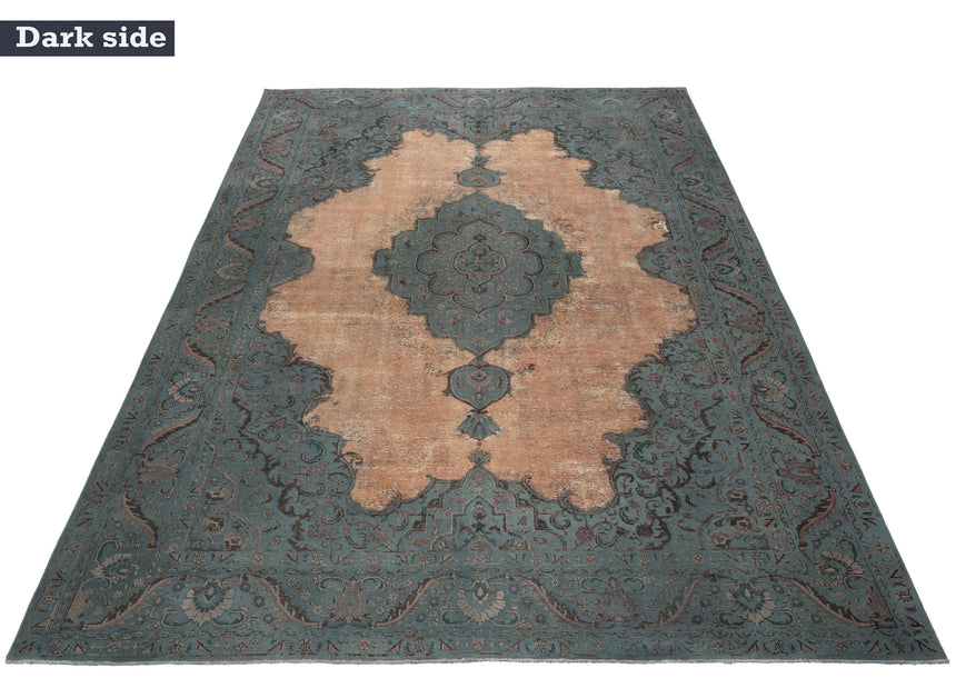 Vintage Relief Rug | 467 x 307cm