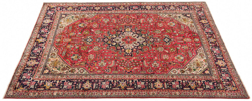 Tabriz Persian Rug | 284 x 200 cm
