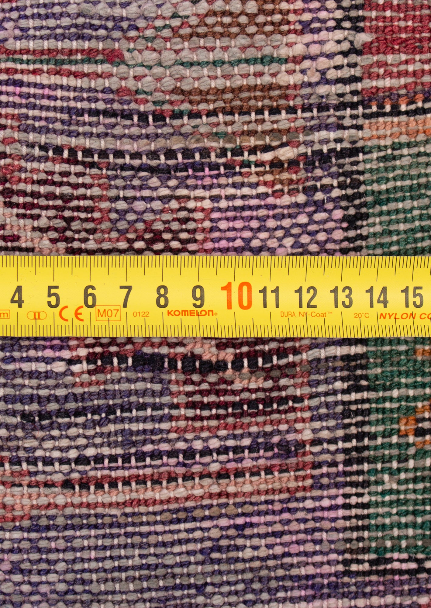 Hamedan Persian Rug | 142 x 104 cm