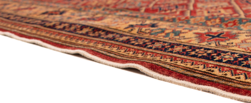 Kazak Rug | 212 x 162 cm