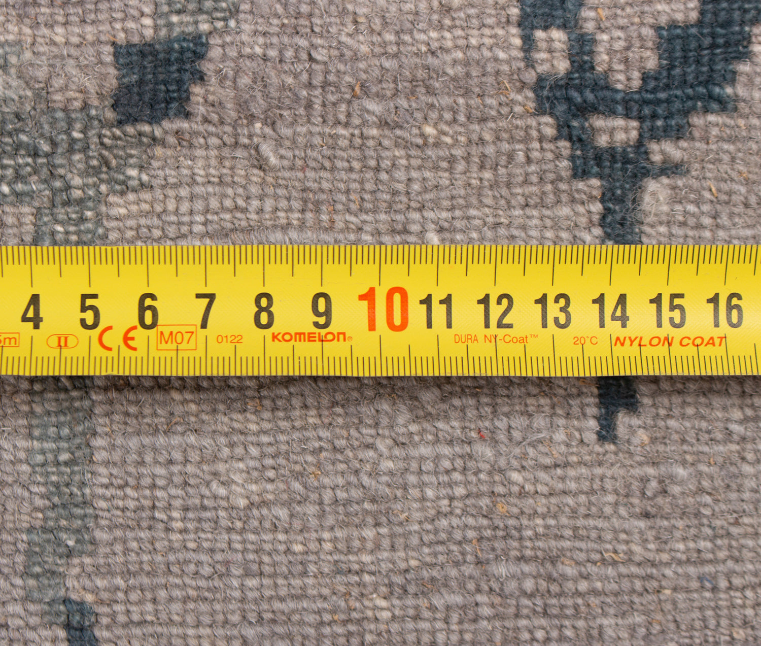 Modern Rug | 289 x 254 cm