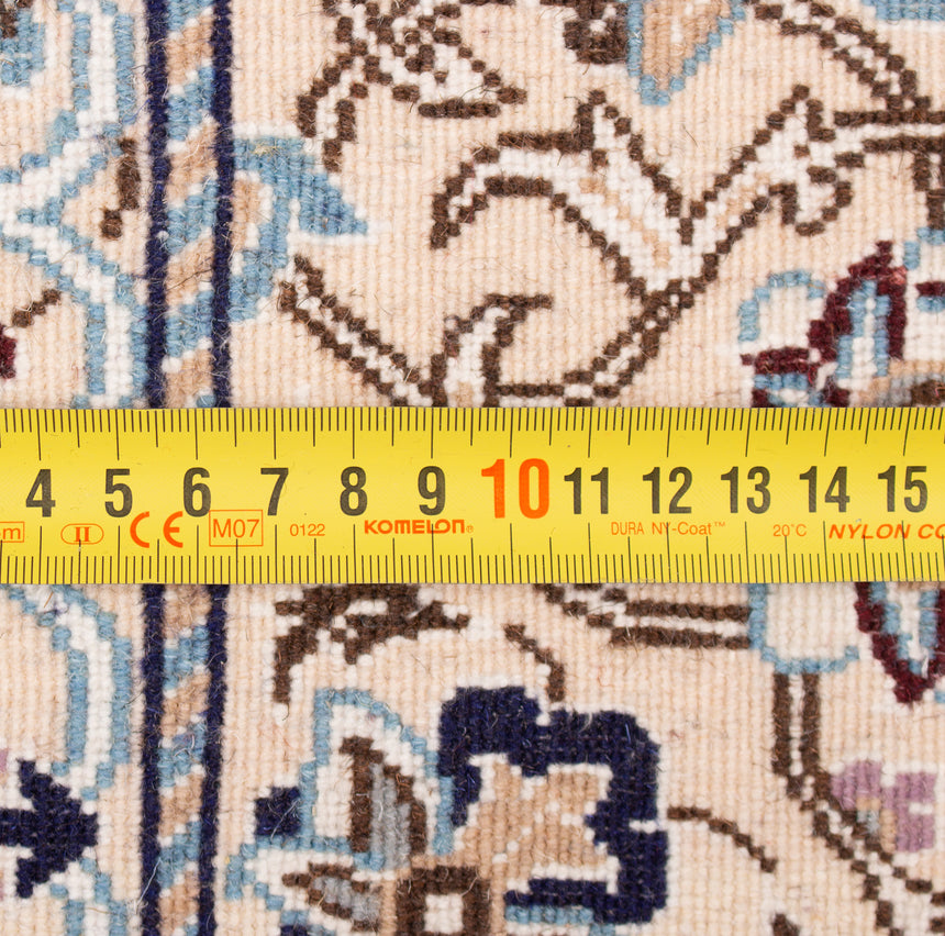 Nain 9La Persian Rug | 133 x 90 cm
