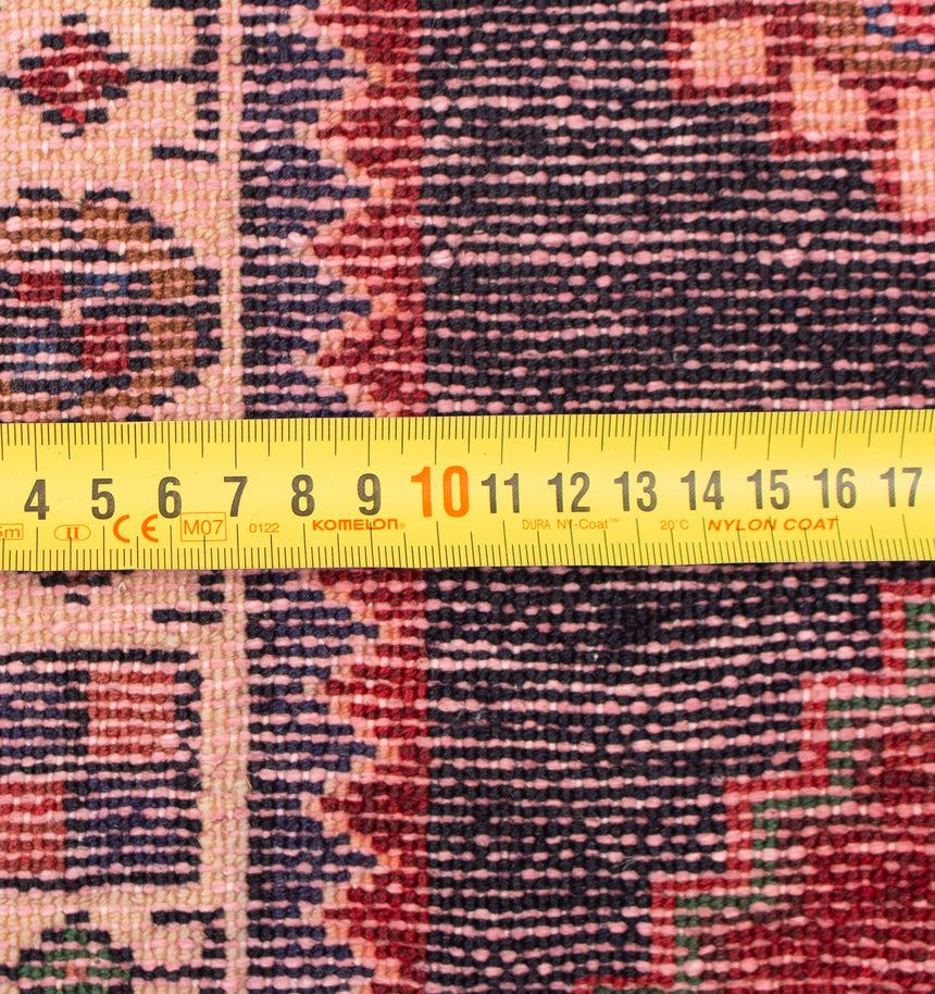 Hamedan Persian Rug | 154 x 109 cm